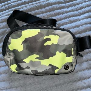 Lululemon Belt Bag- Camouflage
